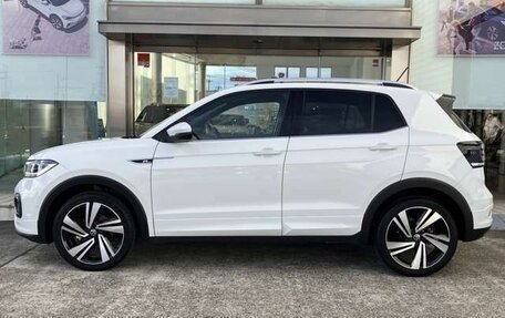 Volkswagen T-Cross I, 2021 год, 1 074 000 рублей, 2 фотография