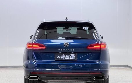 Volkswagen Touareg III, 2021 год, 4 100 300 рублей, 6 фотография