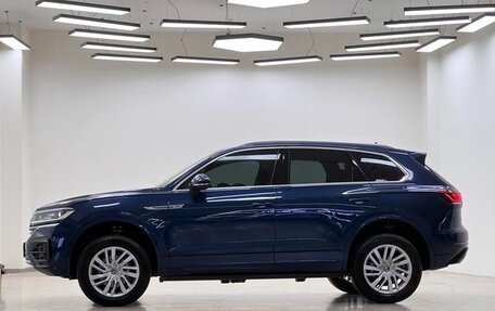 Volkswagen Touareg III, 2021 год, 4 100 300 рублей, 3 фотография