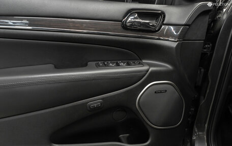 Jeep Grand Cherokee, 2019 год, 3 140 000 рублей, 15 фотография