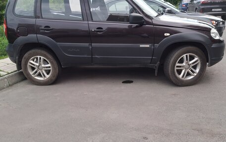 Chevrolet Niva I рестайлинг, 2014 год, 620 000 рублей, 2 фотография