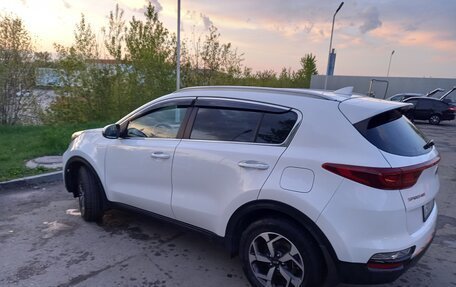 KIA Sportage IV рестайлинг, 2020 год, 2 250 000 рублей, 8 фотография