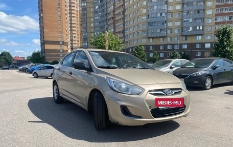 Hyundai Solaris II рестайлинг, 2013 год, 595 000 рублей, 5 фотография
