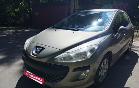 Peugeot 308 II, 2010 год, 570 000 рублей, 2 фотография