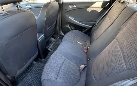 Hyundai Solaris II рестайлинг, 2016 год, 950 000 рублей, 10 фотография