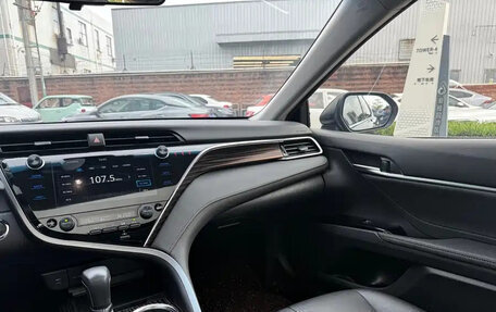 Toyota Camry, 2021 год, 1 990 027 рублей, 11 фотография