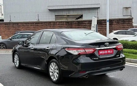 Toyota Camry, 2021 год, 1 990 027 рублей, 6 фотография