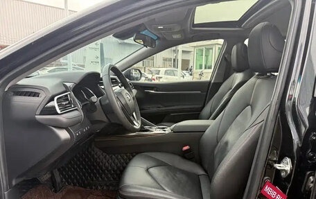 Toyota Camry, 2021 год, 1 990 027 рублей, 7 фотография