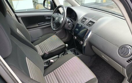 Suzuki SX4 II рестайлинг, 2010 год, 699 800 рублей, 11 фотография
