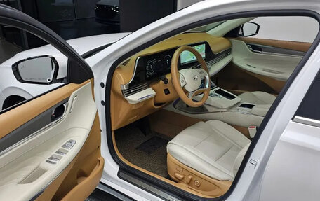Hyundai Grandeur, 2022 год, 2 165 000 рублей, 8 фотография
