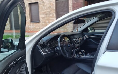 BMW 5 серия, 2013 год, 1 570 000 рублей, 10 фотография