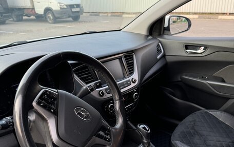 Hyundai Solaris II рестайлинг, 2018 год, 1 430 000 рублей, 7 фотография