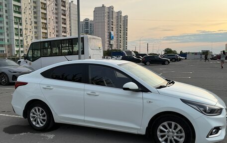 Hyundai Solaris II рестайлинг, 2018 год, 1 430 000 рублей, 5 фотография