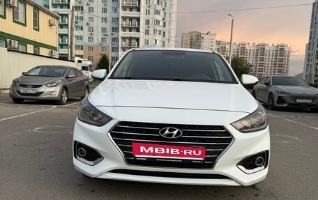 Hyundai Solaris II рестайлинг, 2018 год, 1 430 000 рублей, 2 фотография