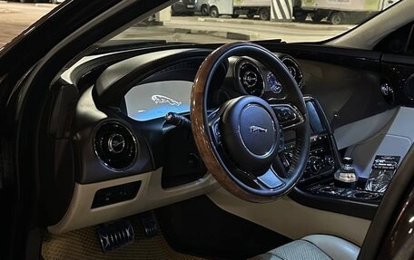 Jaguar XJ IV (X351), 2010 год, 1 100 000 рублей, 17 фотография