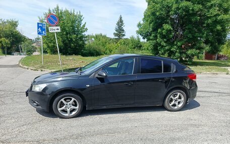 Chevrolet Cruze II, 2011 год, 725 000 рублей, 2 фотография