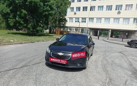 Chevrolet Cruze II, 2011 год, 725 000 рублей, 4 фотография