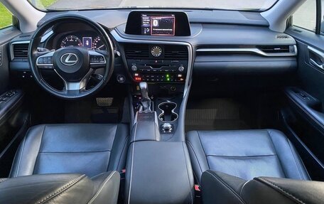 Lexus RX IV рестайлинг, 2020 год, 4 100 000 рублей, 17 фотография