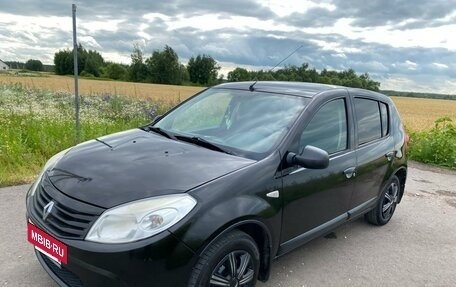 Renault Sandero I, 2011 год, 420 000 рублей, 2 фотография