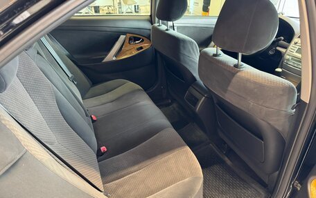Toyota Camry, 2006 год, 1 890 000 рублей, 18 фотография