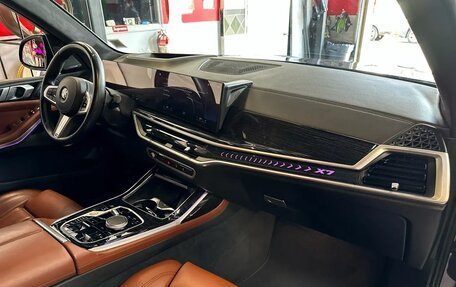 BMW X7, 2022 год, 9 452 948 рублей, 17 фотография
