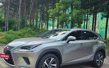 Lexus NX, 2021 год, 3 499 000 рублей, 4 фотография