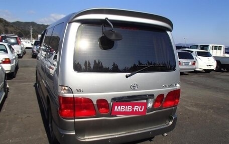 Toyota Granvia, 2000 год, 550 000 рублей, 2 фотография
