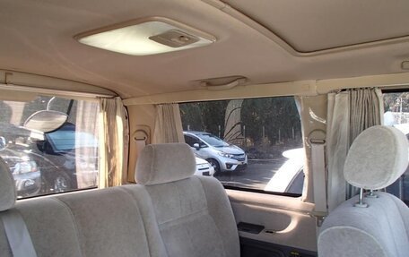 Toyota Granvia, 2000 год, 550 000 рублей, 8 фотография