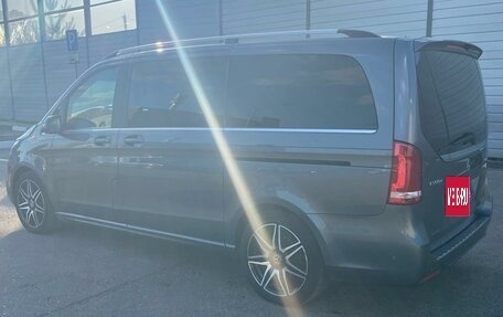 Mercedes-Benz V-Класс, 2019 год, 6 300 000 рублей, 5 фотография