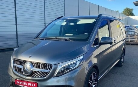 Mercedes-Benz V-Класс, 2019 год, 6 300 000 рублей, 6 фотография