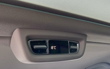 Mercedes-Benz V-Класс, 2019 год, 6 300 000 рублей, 13 фотография