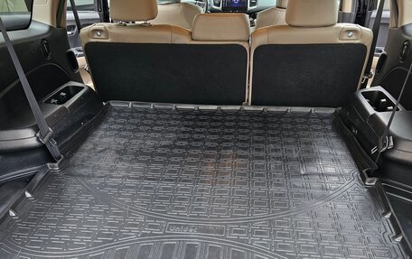 Honda Pilot III рестайлинг, 2018 год, 3 300 000 рублей, 25 фотография