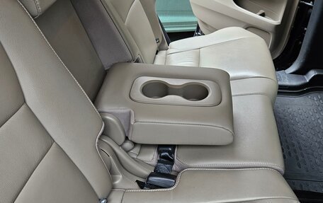 Honda Pilot III рестайлинг, 2018 год, 3 300 000 рублей, 30 фотография