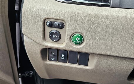 Honda Pilot III рестайлинг, 2018 год, 3 300 000 рублей, 37 фотография