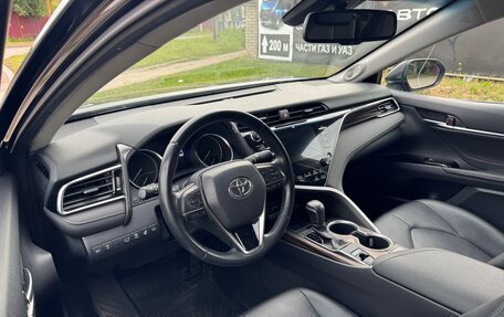 Toyota Camry, 2019 год, 3 090 000 рублей, 12 фотография