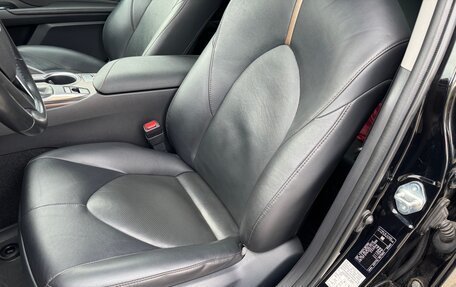 Toyota Camry, 2019 год, 3 090 000 рублей, 13 фотография