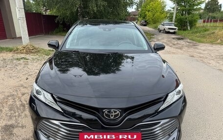 Toyota Camry, 2019 год, 3 090 000 рублей, 8 фотография