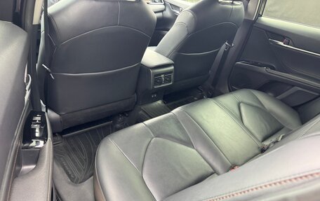 Toyota Camry, 2019 год, 3 090 000 рублей, 21 фотография
