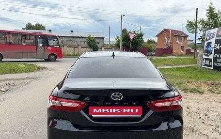 Toyota Camry, 2019 год, 3 090 000 рублей, 4 фотография