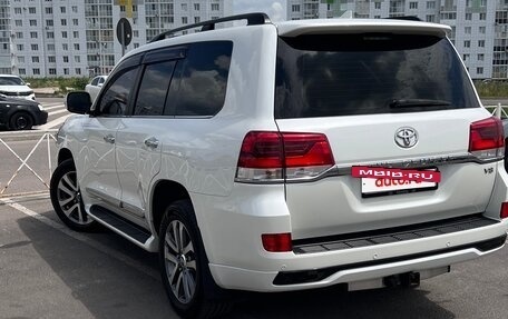 Toyota Land Cruiser 200, 2015 год, 5 000 000 рублей, 19 фотография