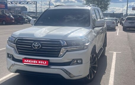 Toyota Land Cruiser 200, 2015 год, 5 000 000 рублей, 7 фотография