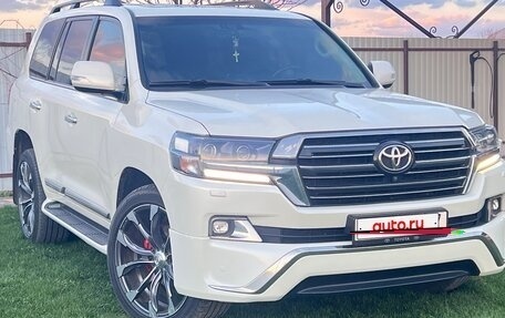 Toyota Land Cruiser 200, 2015 год, 5 000 000 рублей, 9 фотография