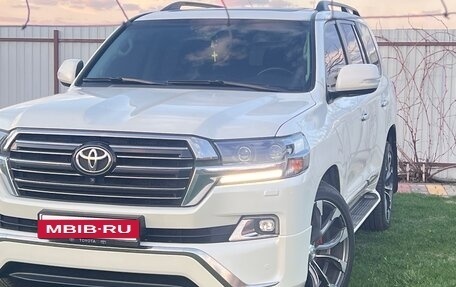 Toyota Land Cruiser 200, 2015 год, 5 000 000 рублей, 12 фотография