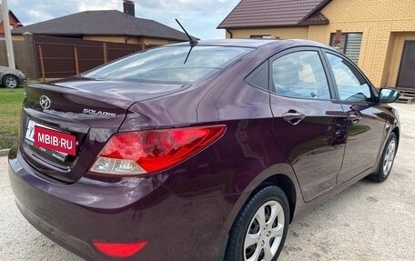 Hyundai Solaris II рестайлинг, 2011 год, 610 000 рублей, 4 фотография