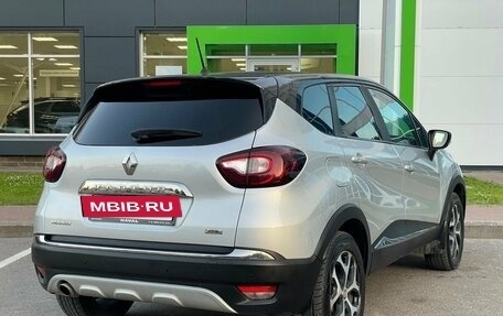 Renault Kaptur I рестайлинг, 2017 год, 1 475 000 рублей, 5 фотография
