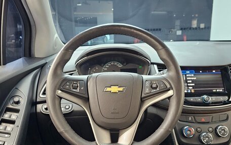 Chevrolet Trax, 2021 год, 1 070 000 рублей, 7 фотография