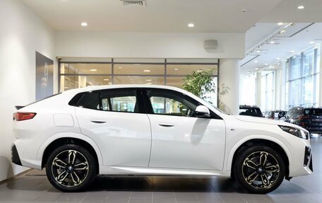 BMW X2, 2024 год, 5 690 000 рублей, 4 фотография
