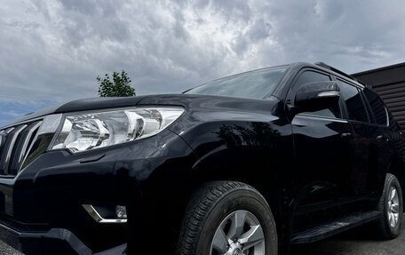 Toyota Land Cruiser Prado 150 рестайлинг 2, 2020 год, 4 500 000 рублей, 2 фотография