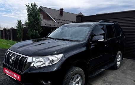 Toyota Land Cruiser Prado 150 рестайлинг 2, 2020 год, 4 500 000 рублей, 6 фотография