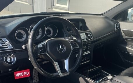 Mercedes-Benz E-Класс, 2015 год, 2 300 000 рублей, 10 фотография